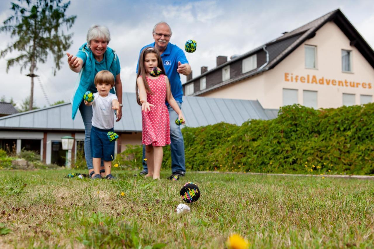 Appartementhaus Eifeladventures Berlingen Kültér fotó